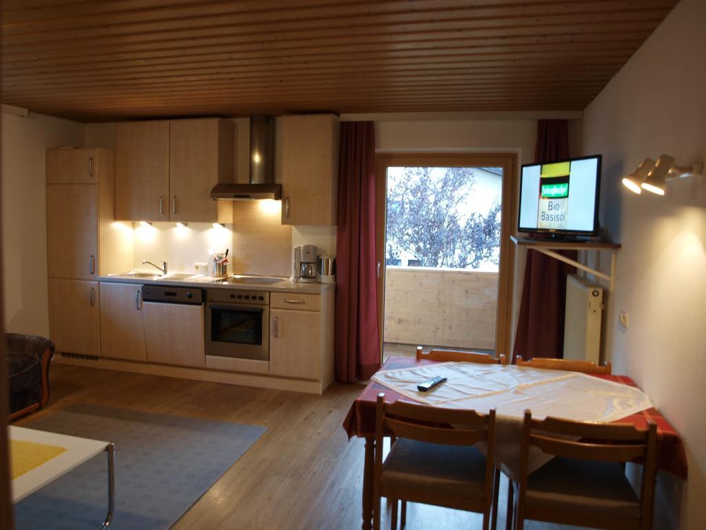 Ferienwohnungen Sommavilla フルプメス 部屋 写真